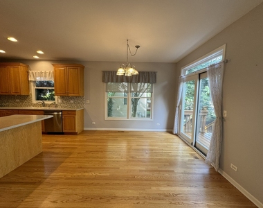 1n061 Mission Court - Photo Thumbnail 7