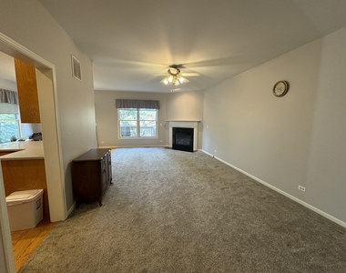 1n061 Mission Court - Photo Thumbnail 2