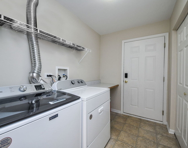 3169 Saganashkee Lane - Photo Thumbnail 15