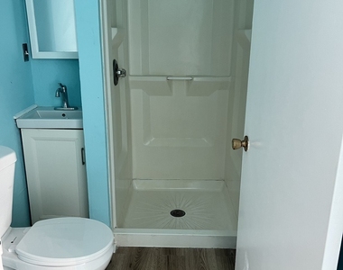 1521 N Lake Shore Drive - Photo Thumbnail 6