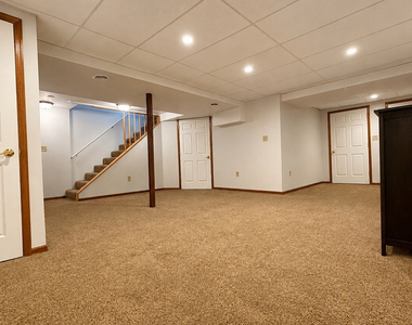 4330 Huntington Boulevard - Photo Thumbnail 15