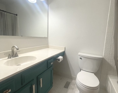 4330 Huntington Boulevard - Photo Thumbnail 12