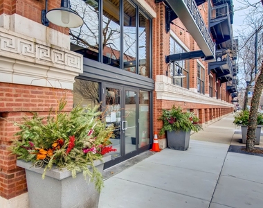 1040 W Adams Street - Photo Thumbnail 1