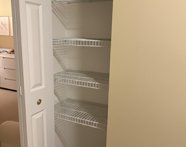 1137 Brent Road - Photo Thumbnail 11