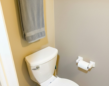 1137 Brent Road - Photo Thumbnail 13