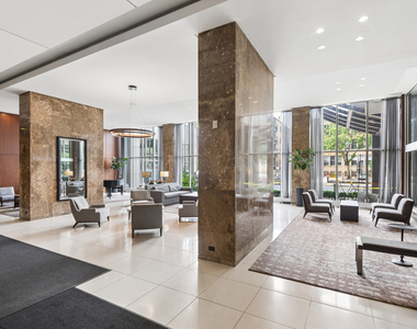 655 W Irving Park Road - Photo Thumbnail 7