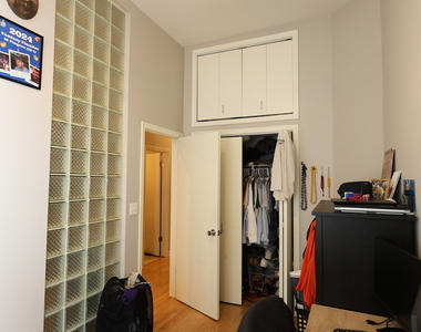 1026 W Roscoe Street - Photo Thumbnail 19