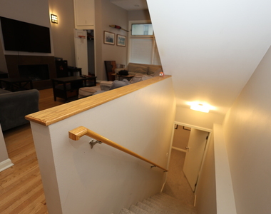 1026 W Roscoe Street - Photo Thumbnail 21