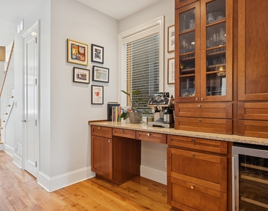1065 N Marshfield Avenue - Photo Thumbnail 19