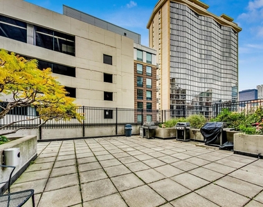 41 E 8th Street - Photo Thumbnail 29