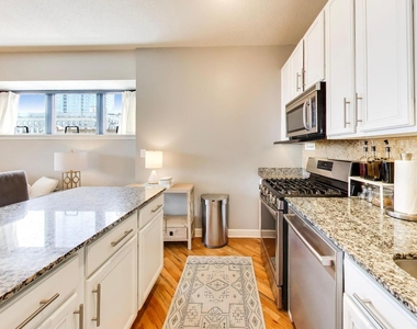 41 E 8th Street - Photo Thumbnail 12