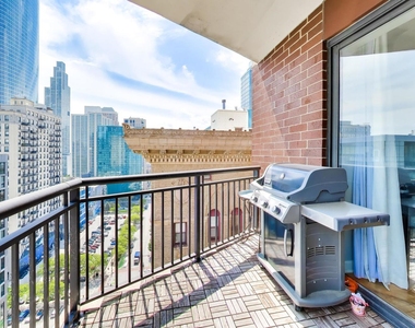 41 E 8th Street - Photo Thumbnail 24