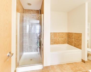 41 E 8th Street - Photo Thumbnail 18
