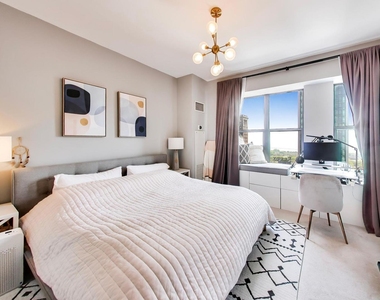41 E 8th Street - Photo Thumbnail 14