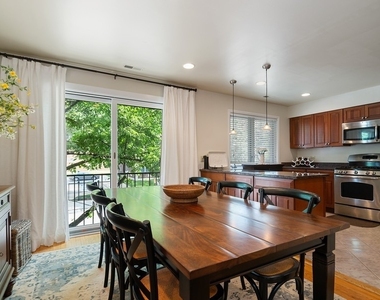 753 W Dickens Avenue - Photo Thumbnail 7