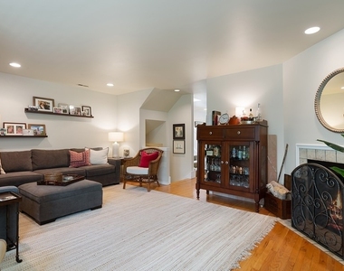 753 W Dickens Avenue - Photo Thumbnail 4