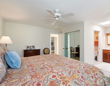 753 W Dickens Avenue - Photo Thumbnail 12