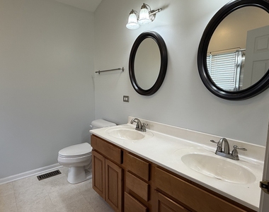 2036 Antietam Court - Photo Thumbnail 10