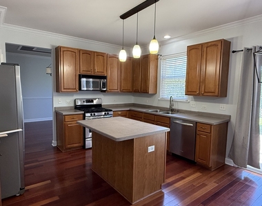 2036 Antietam Court - Photo Thumbnail 4