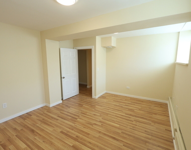 6157 W Belmont Avenue - Photo Thumbnail 8
