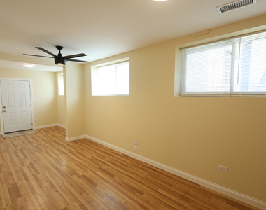 6157 W Belmont Avenue - Photo Thumbnail 3