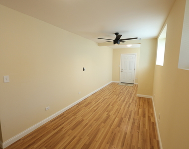 6157 W Belmont Avenue - Photo Thumbnail 2