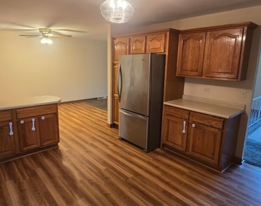 2 Willow Court - Photo Thumbnail 7