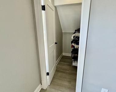 11733 S Stewart Avenue - Photo Thumbnail 5