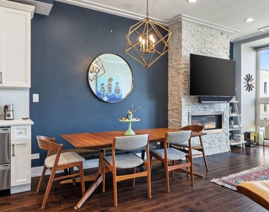 1327 W Grand Avenue - Photo Thumbnail 4