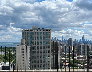 3550 N Lake Shore Drive - Photo Thumbnail 26