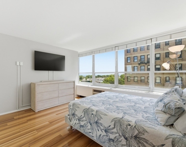 3550 N Lake Shore Drive - Photo Thumbnail 13