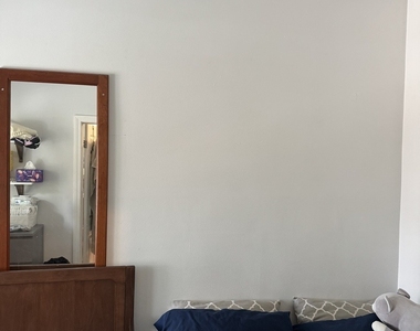 3145 S May Street - Photo Thumbnail 7