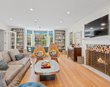 761 Cherry Street - Photo Thumbnail 2
