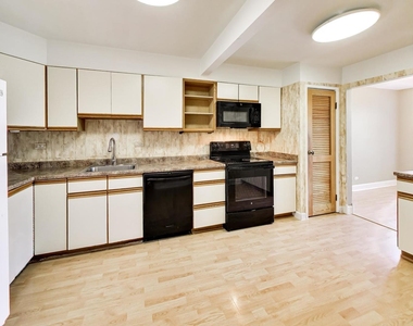 533 Thomas Road - Photo Thumbnail 7