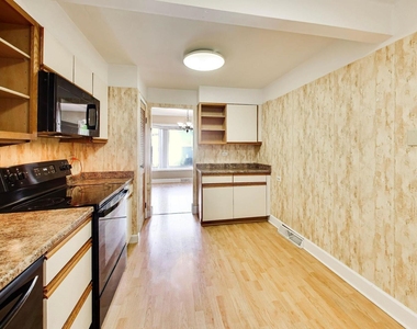 533 Thomas Road - Photo Thumbnail 9