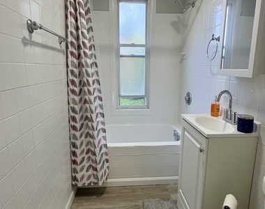 11733 S Stewart Avenue - Photo Thumbnail 8