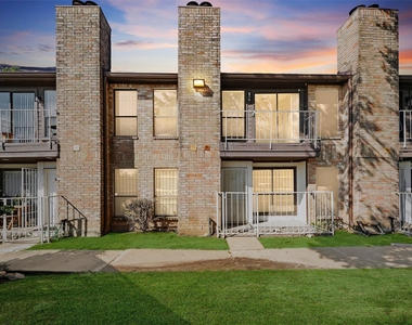 6633 W Airport Boulevard - Photo Thumbnail 2