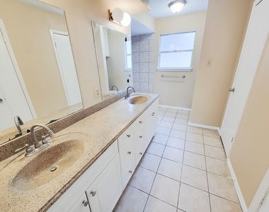 2710 Quail Creek Drive - Photo Thumbnail 25