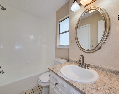 2710 Quail Creek Drive - Photo Thumbnail 37