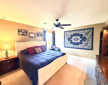 532 Flower Reed Court - Photo Thumbnail 5