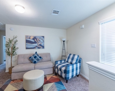 11413 Hackmatack Way - Photo Thumbnail 21