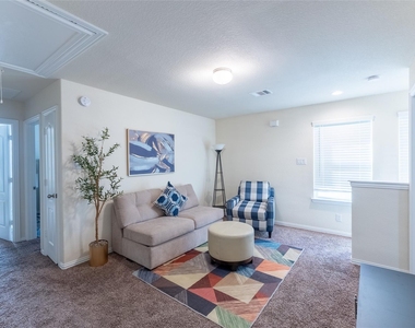 11413 Hackmatack Way - Photo Thumbnail 22