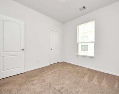 22830 Brisbee Lane - Photo Thumbnail 15
