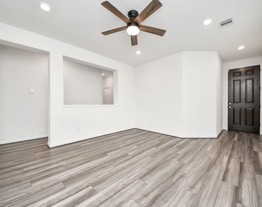 22830 Brisbee Lane - Photo Thumbnail 3
