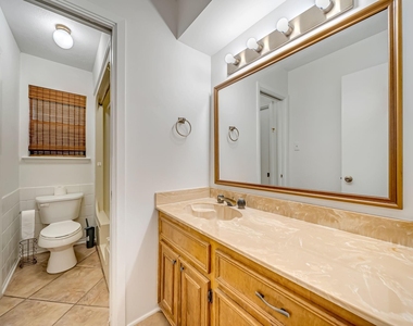 12038 Texas National Boulevard - Photo Thumbnail 9