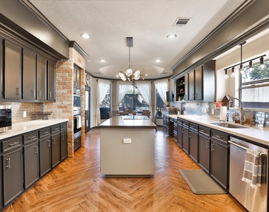 1818 Brookchester Drive - Photo Thumbnail 26