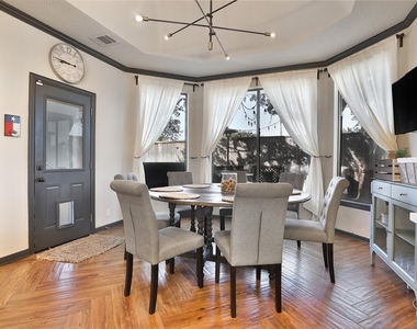 1818 Brookchester Drive - Photo Thumbnail 19