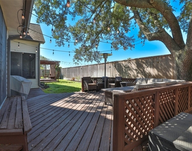 1818 Brookchester Drive - Photo Thumbnail 42