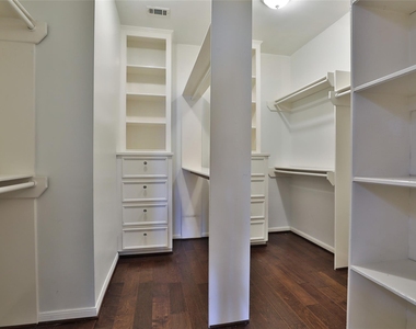 1818 Brookchester Drive - Photo Thumbnail 37