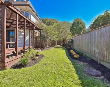 1818 Brookchester Drive - Photo Thumbnail 45